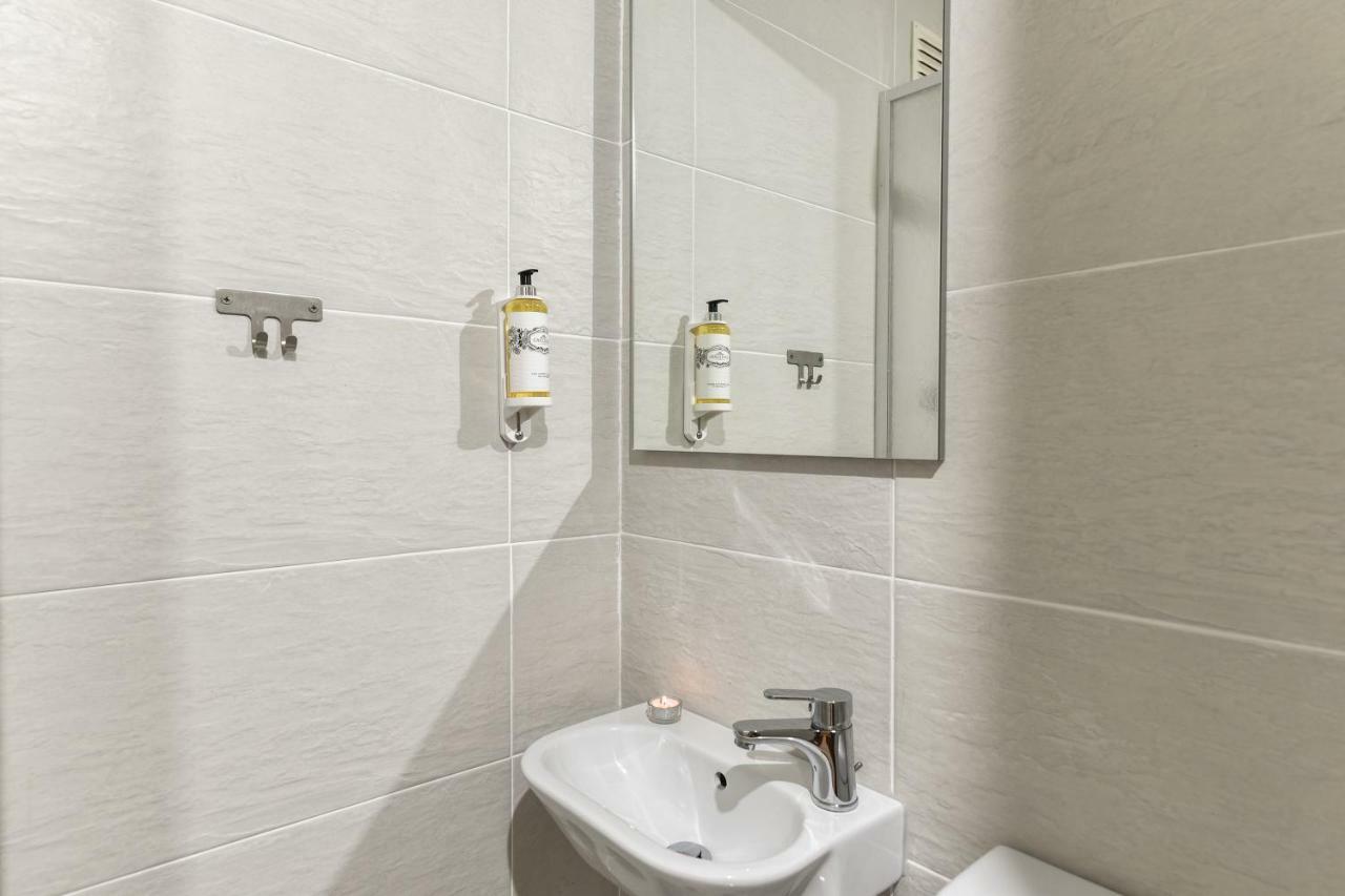 Feel Porto Cozy Beach Flat มาโตซีนโญส ภายนอก รูปภาพ